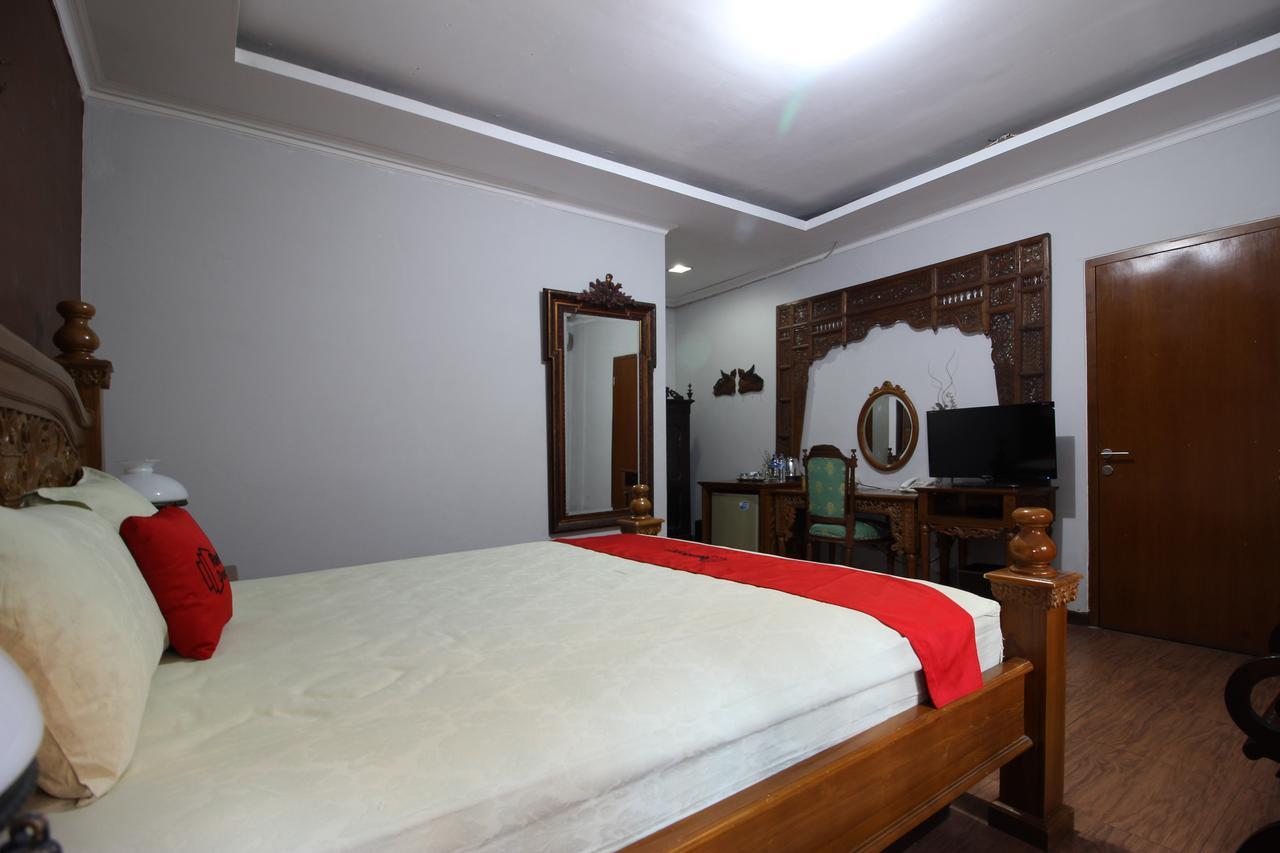 Reddoorz Plus Near Tugu Jogja 2 Yogyakarta Dış mekan fotoğraf