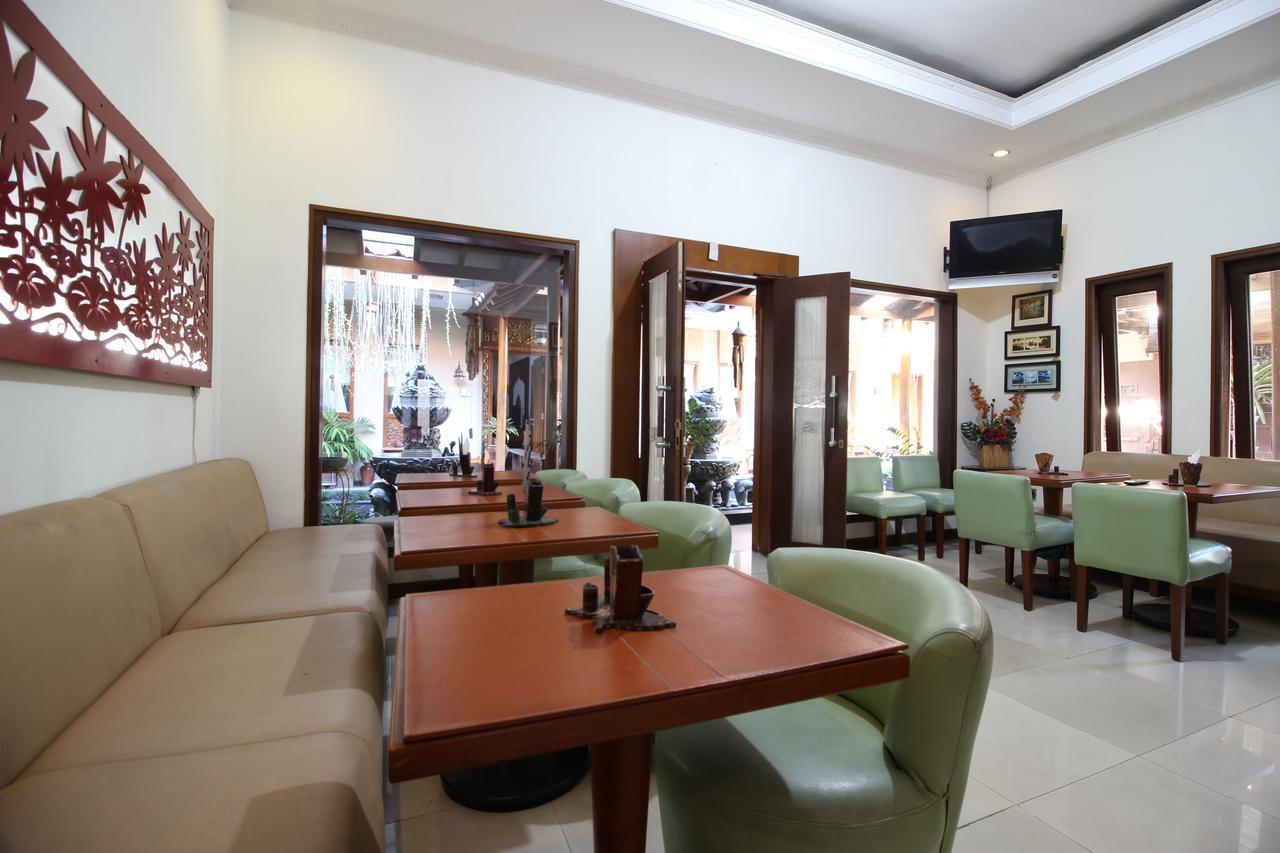 Reddoorz Plus Near Tugu Jogja 2 Yogyakarta Dış mekan fotoğraf