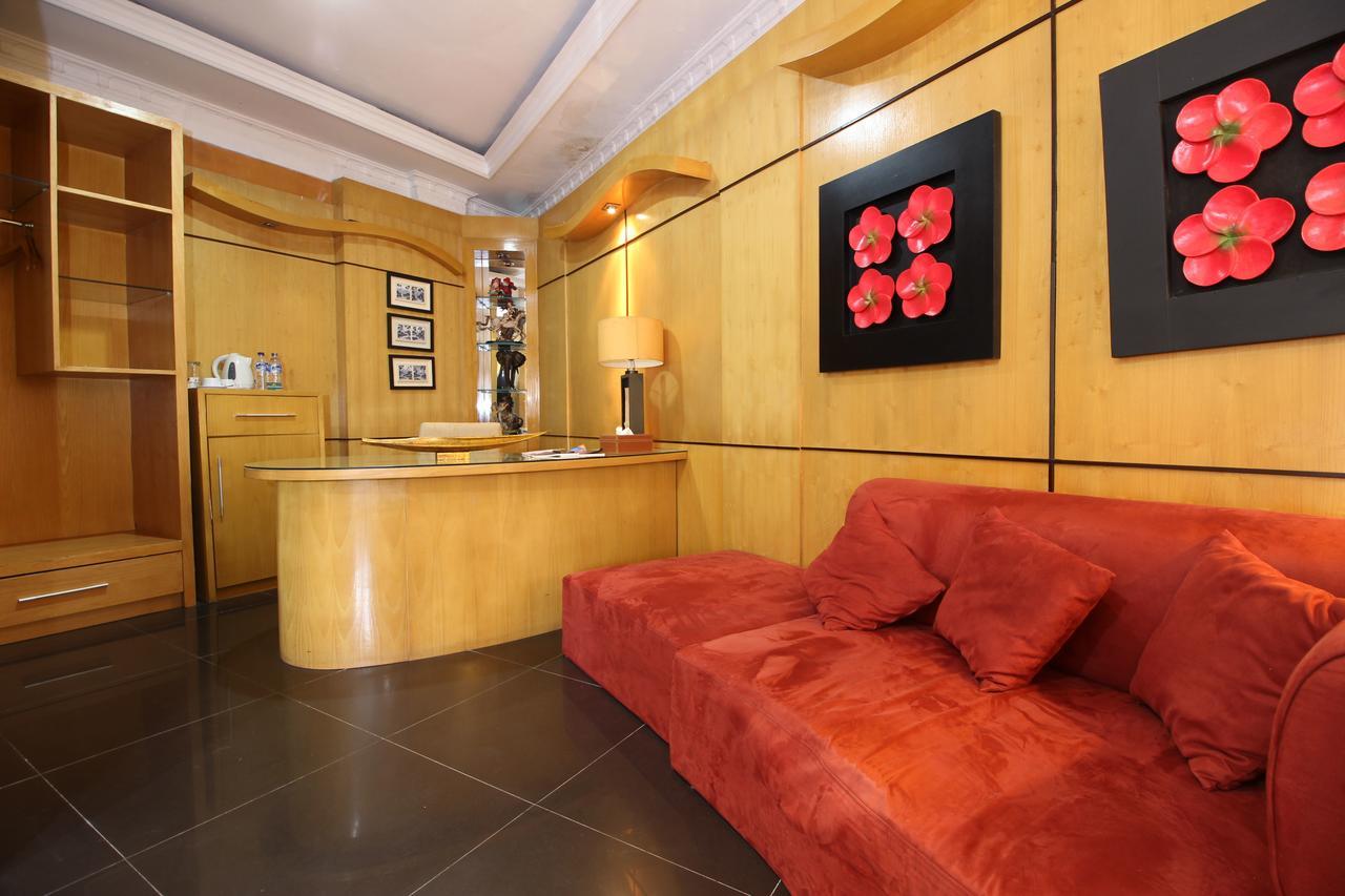 Reddoorz Plus Near Tugu Jogja 2 Yogyakarta Dış mekan fotoğraf